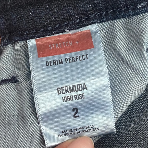 Bermuda shorts - Picture 4 of 4